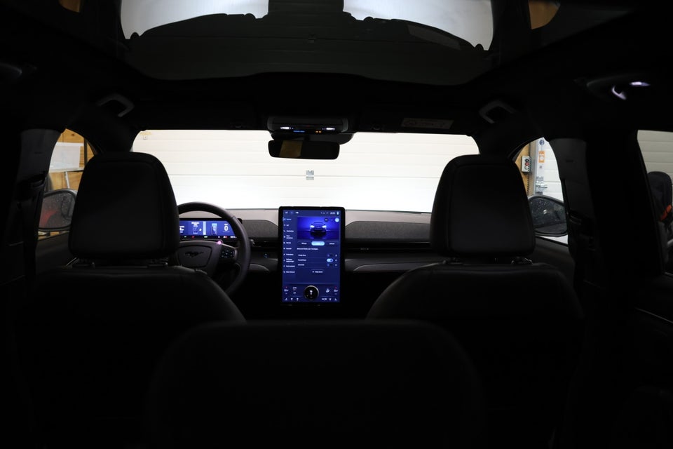 Ford Mustang Mach-E 70 Premium Standard Range AWD 5d