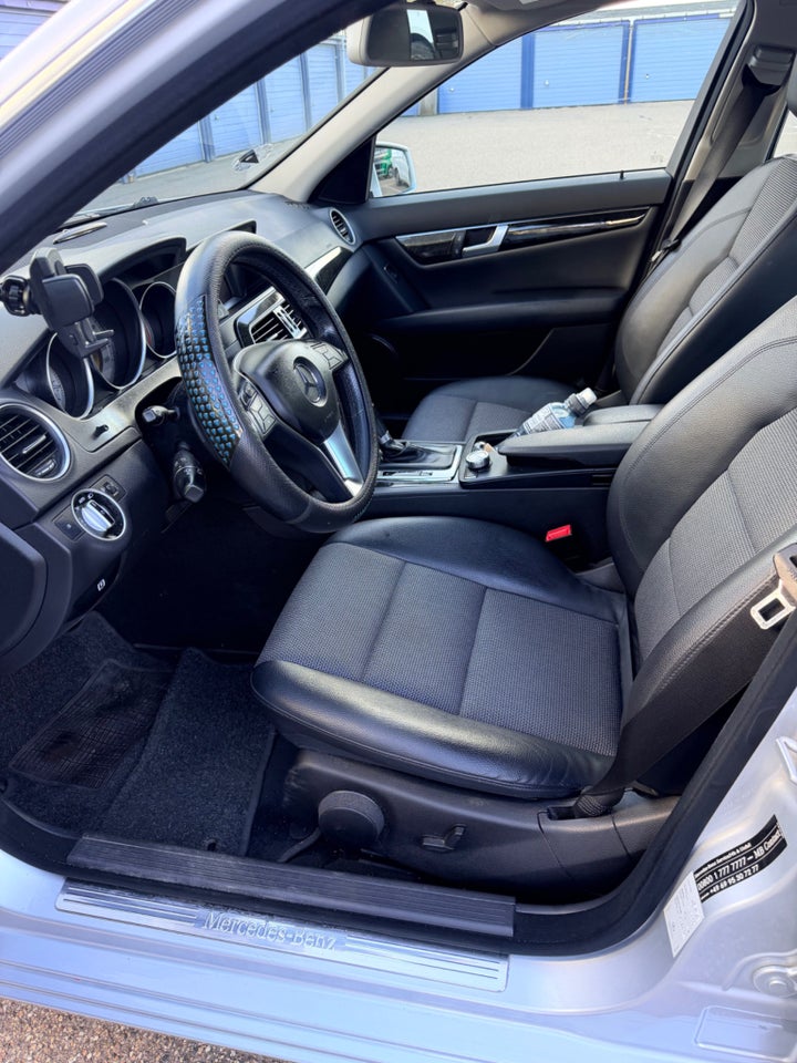 Mercedes C180 1,8 aut. BE 4d