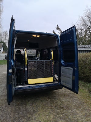 Ford Transit 300S Kombi 2,2 TDCi 85 9prs 6d