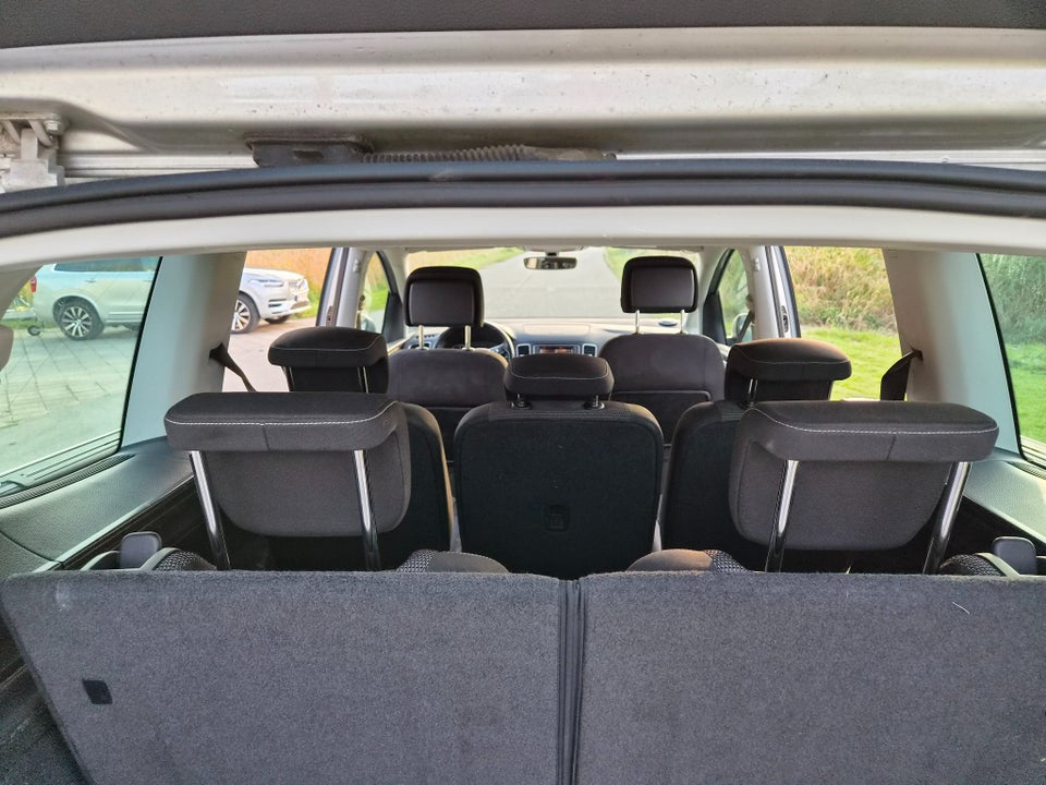 VW Sharan 2,0 TDi 150 Comfortline DSG 7prs 5d
