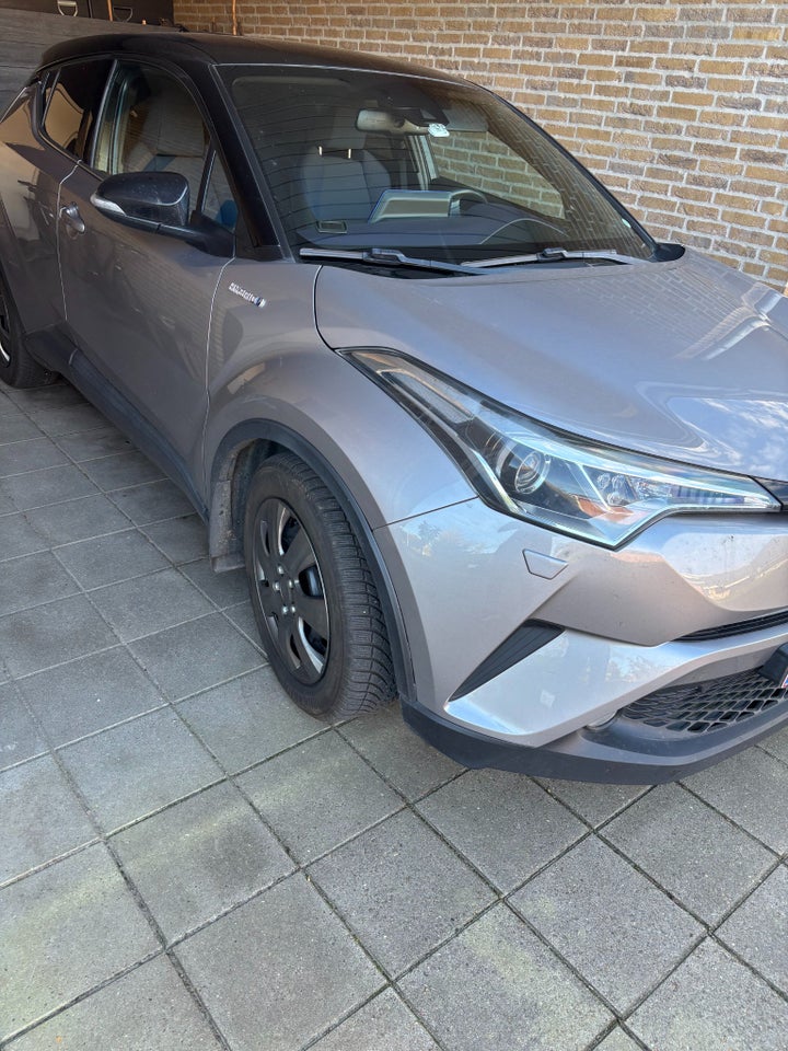 Toyota C-HR 1,8 Hybrid C-HIC CVT 5d
