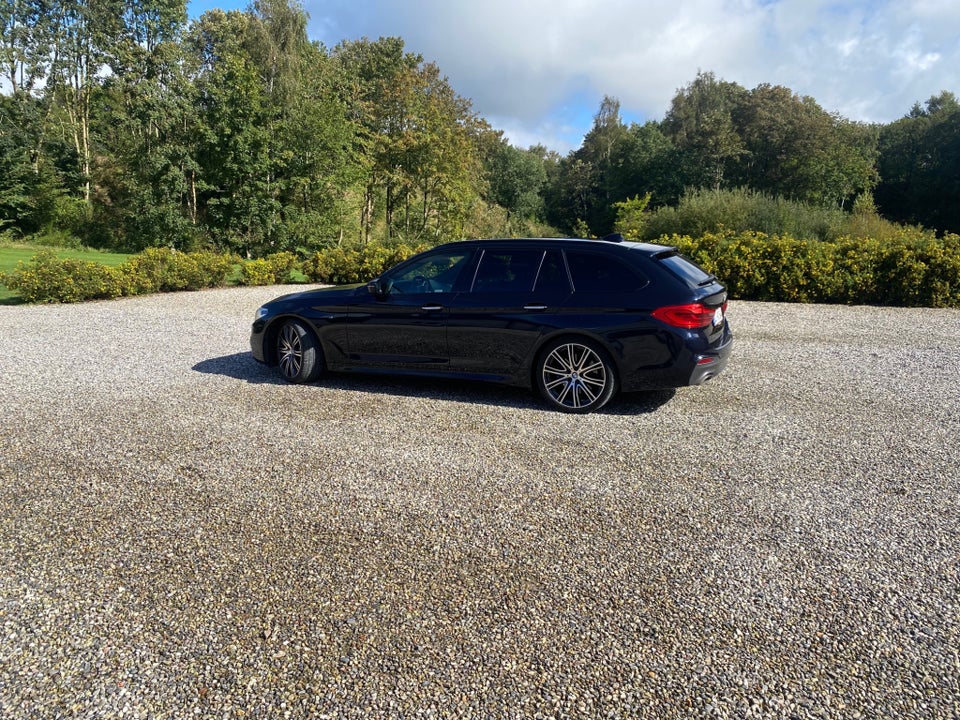 BMW 530d 3,0 Touring M-Sport xDrive aut. 5d