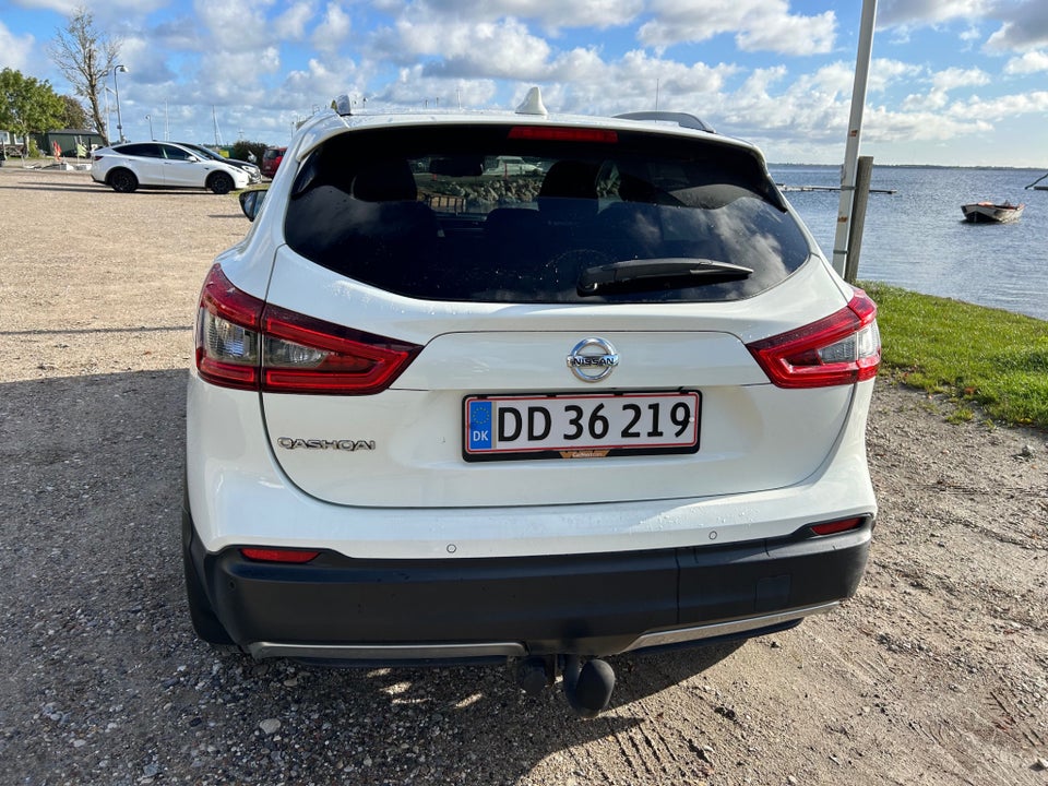 Nissan Qashqai 1,6 dCi 130 N-Connecta X-tr. 5d