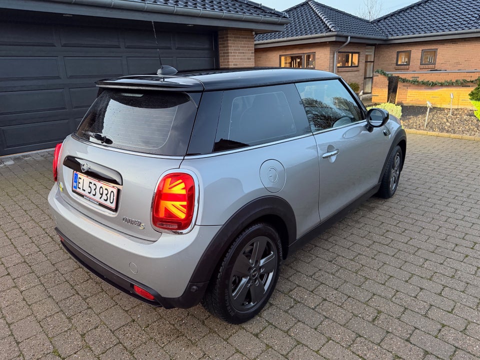 MINI Cooper SE Maximise 3d