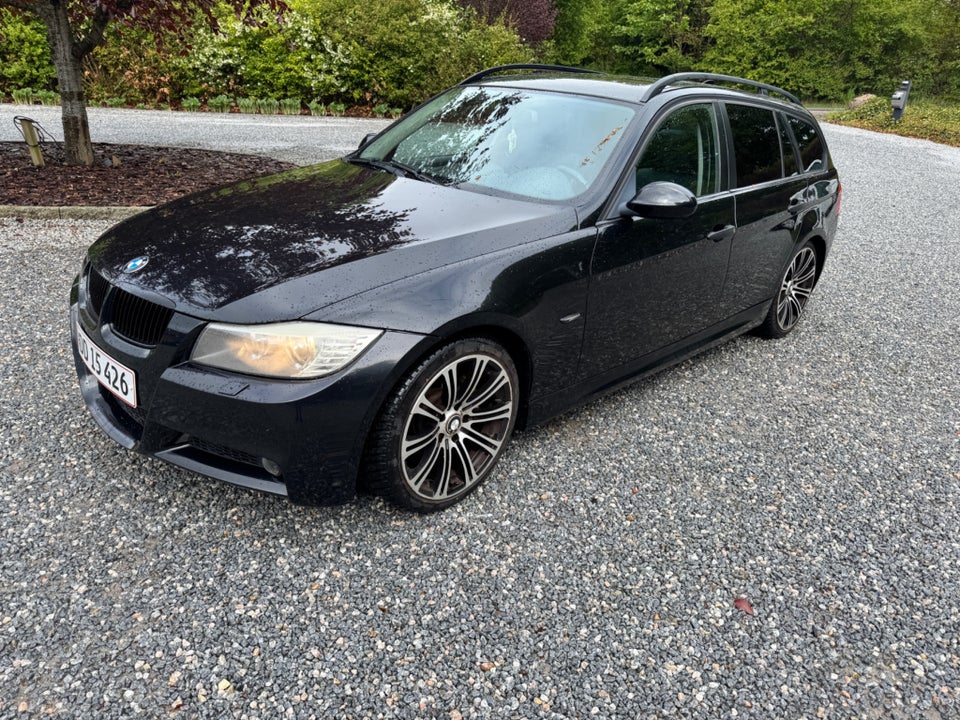 BMW 320i 2,0 Touring Steptr. 5d
