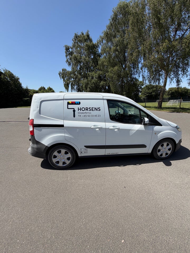 Ford Transit Courier 1,5 TDCi 75 Ambiente Van 4d