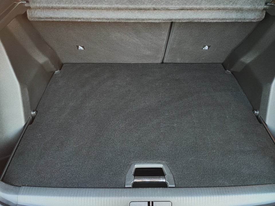 Peugeot e-2008 50 GT Pack 5d