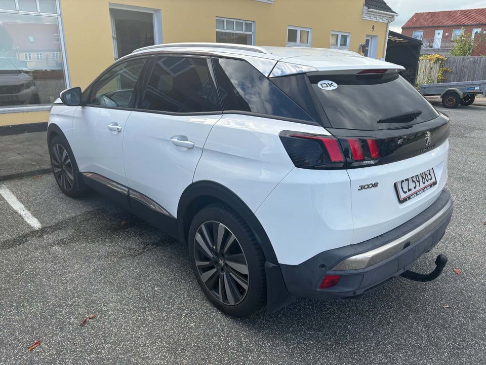 Peugeot 3008 1,6 BlueHDi 120 Allure 5d