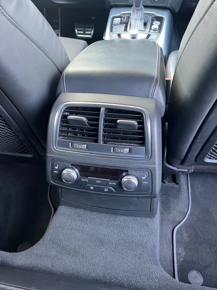 Audi A6 3,0 TDi 218 Avant quattro S-tr. 5d