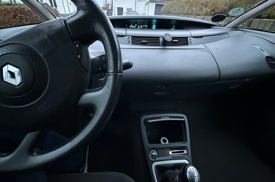 Renault Espace 2,0 dCi 130 Expression Comfort 5d