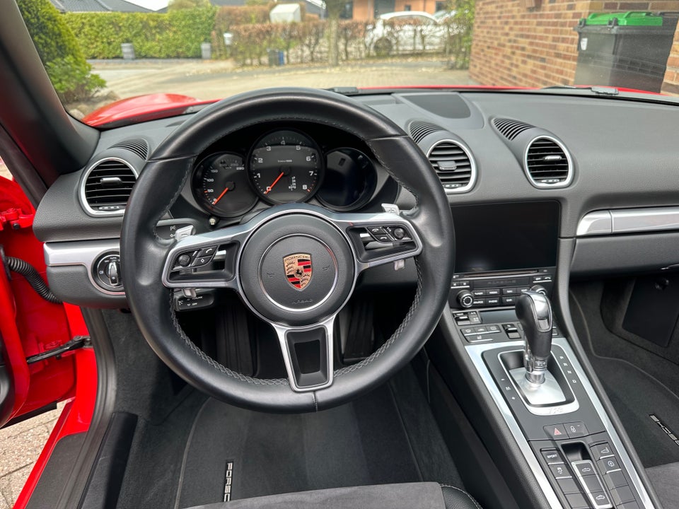 Porsche 718 Boxster 2,0 PDK 2d