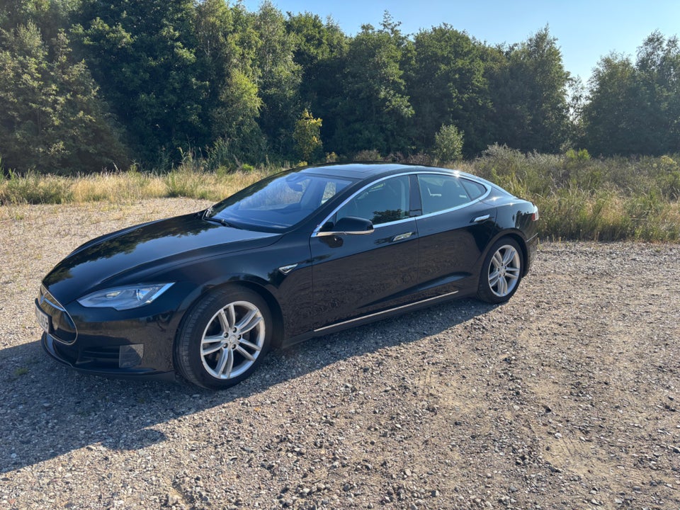 Tesla Model S 70D 5d