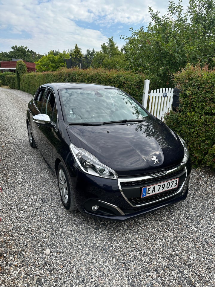 Peugeot 208 1,6 BlueHDi 100 Desire 5d