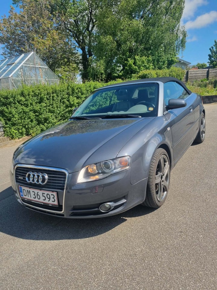 Audi A4 3,2 FSi quattro Cabriolet 2d