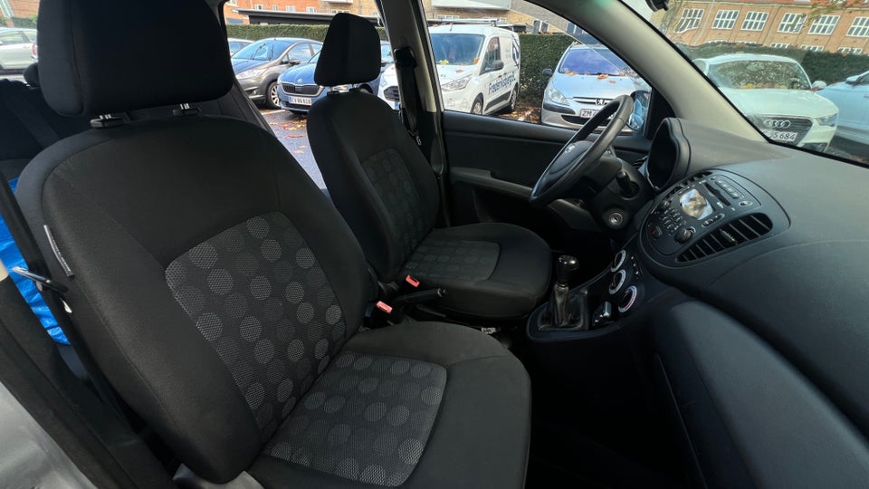 Hyundai i10 1,1 Classic 5d