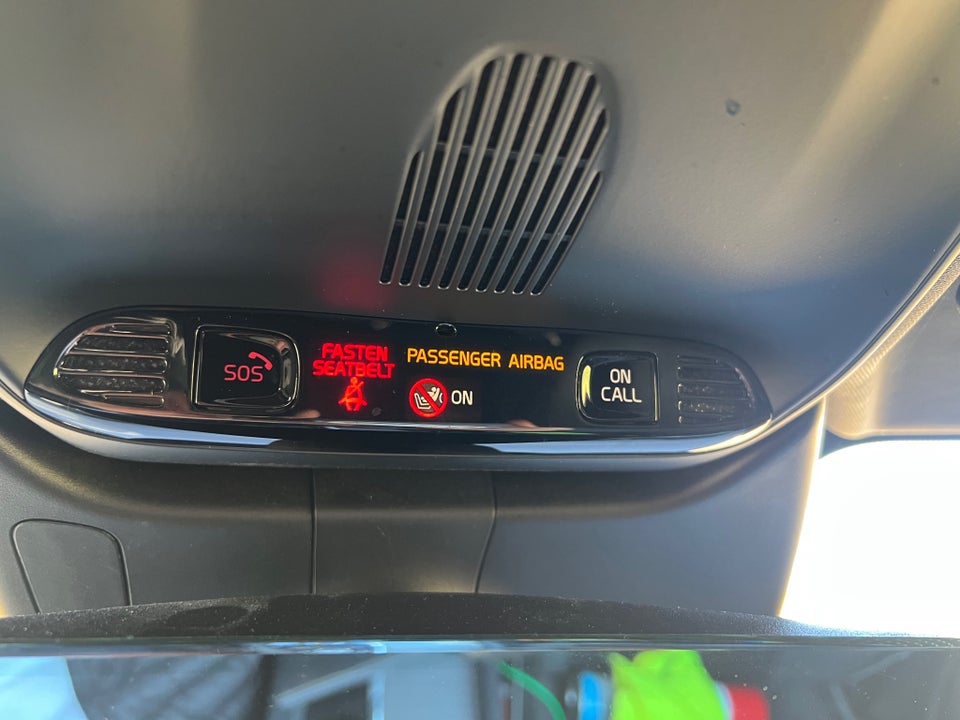 Volvo V60 2,0 T4 190 R-Design aut. 5d