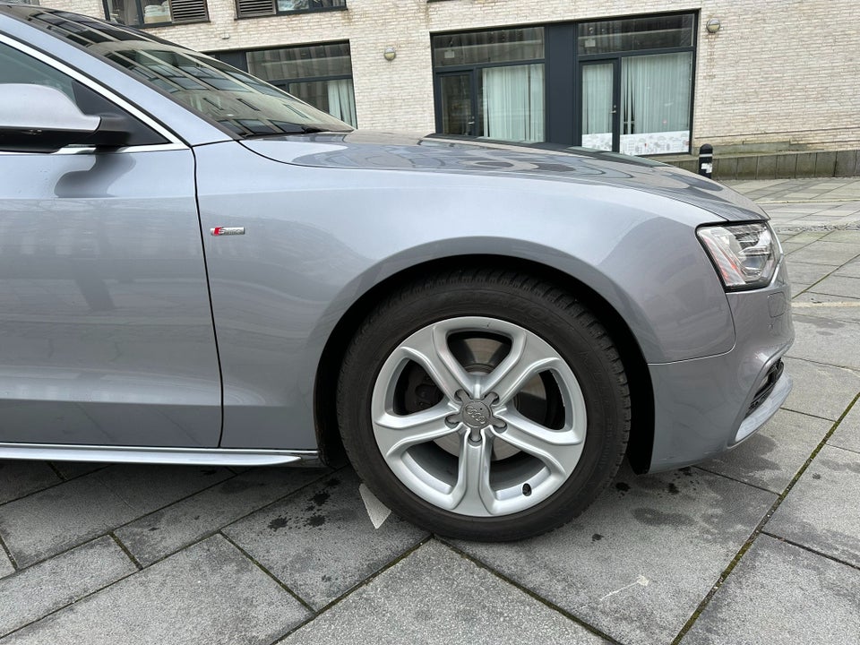 Audi A5 1,8 TFSi 144 S-line Sportback Multitr. 5d