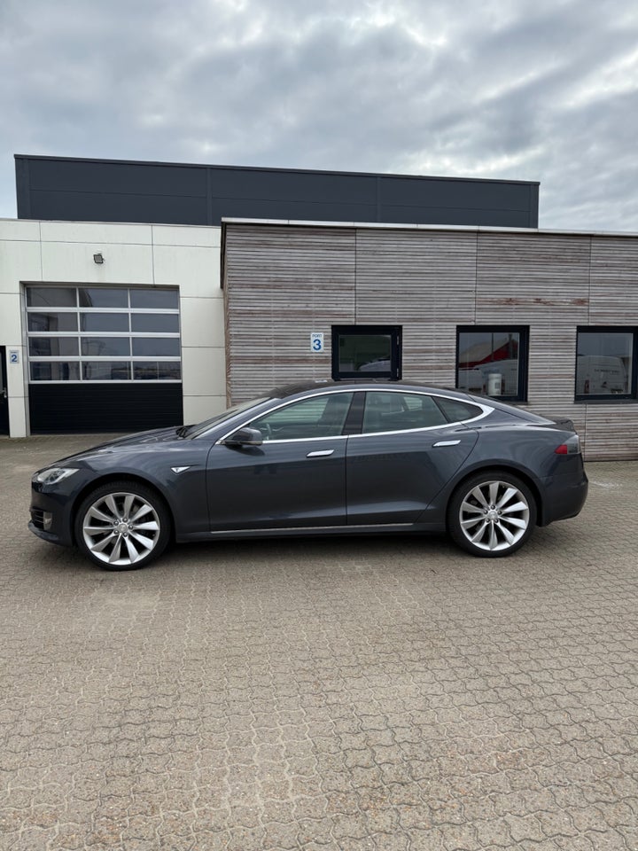Tesla Model S 75 5d