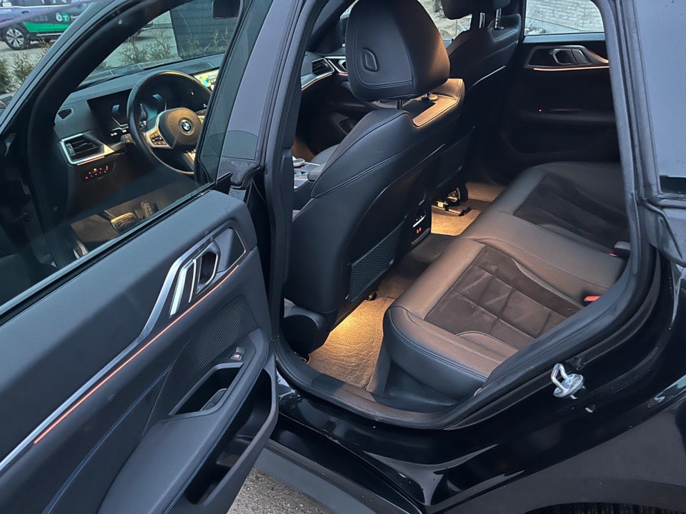 BMW i4 eDrive35 Charged 5d