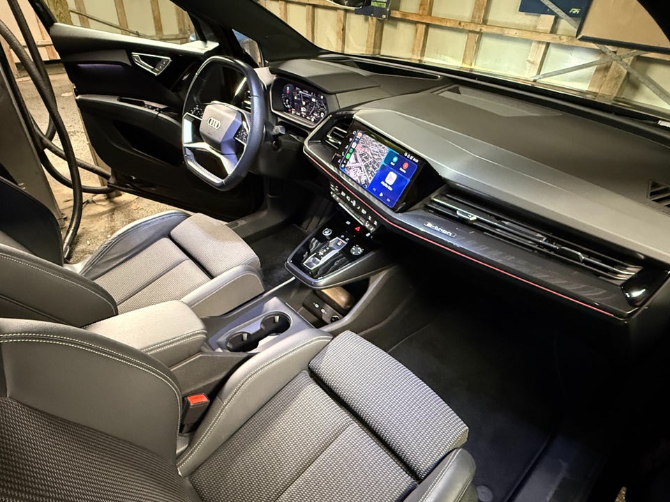 Audi Q4 e-tron 40 S-line Sportback 5d