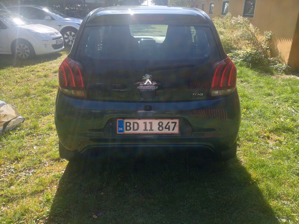 Peugeot 108 1,0 e-VTi 69 More+ 5d