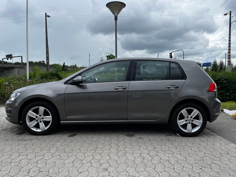 VW Golf VII 1,2 TSi 105 Trendline BMT 5d