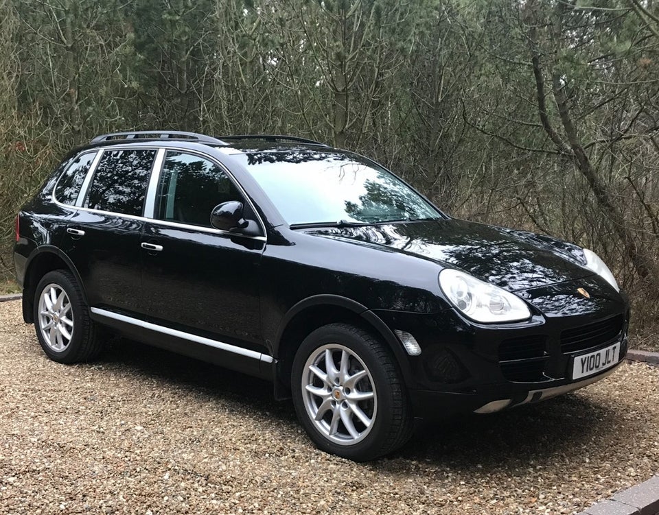 Porsche Cayenne 3,2  5d
