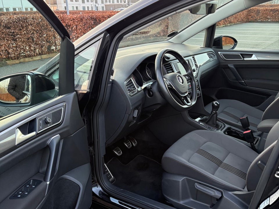 VW Golf Sportsvan 1,4 TSi 125 Allstar BMT 5d