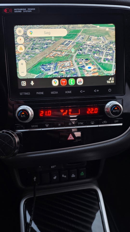 Mitsubishi Outlander 2,4 PHEV Instyle CVT 4WD 5d