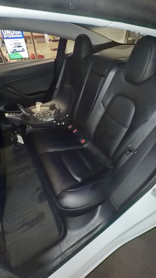 Tesla Model 3 Standard Range+ RWD 4d