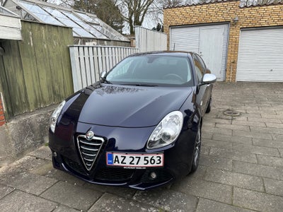 Alfa Romeo Giulietta 1,4 Turbo 120 Distinctive 5d