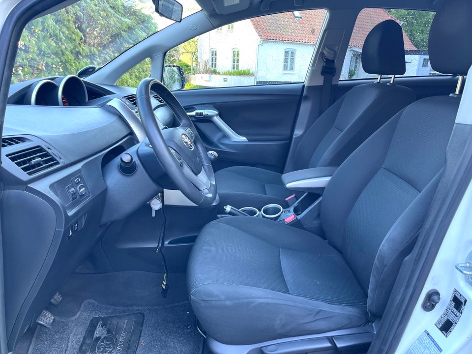 Toyota Verso 2,0 D-4D TX 7prs 5d