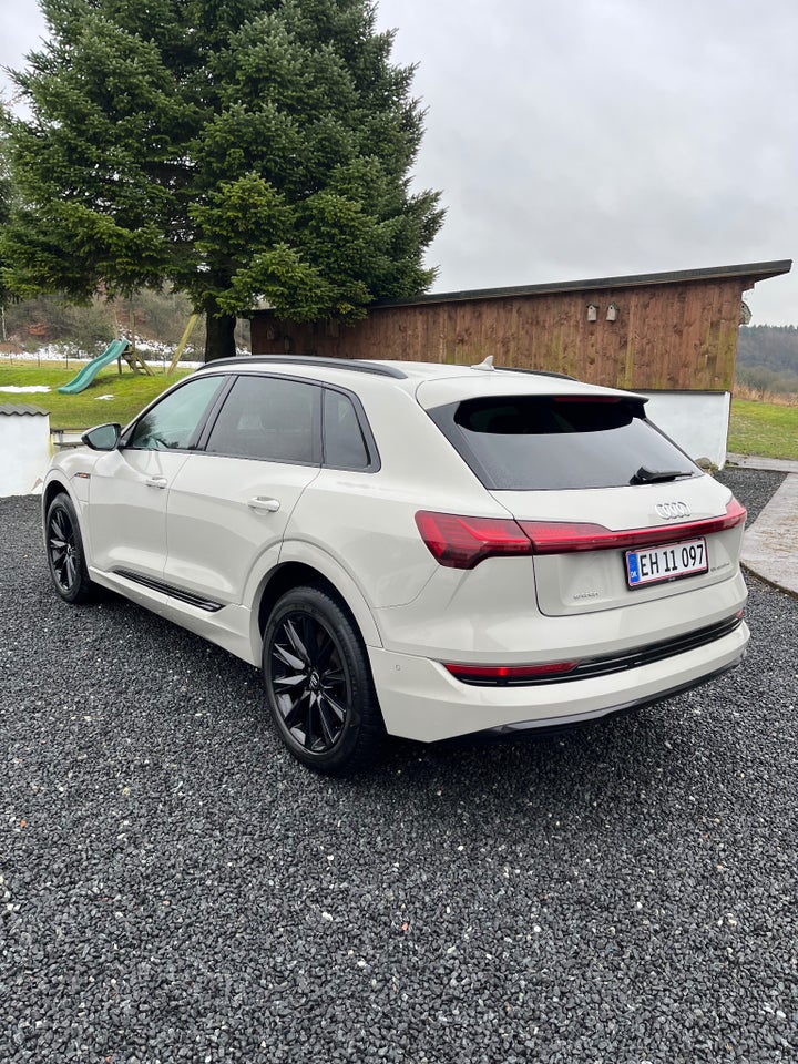Audi e-tron 55 Advanced quattro 5d
