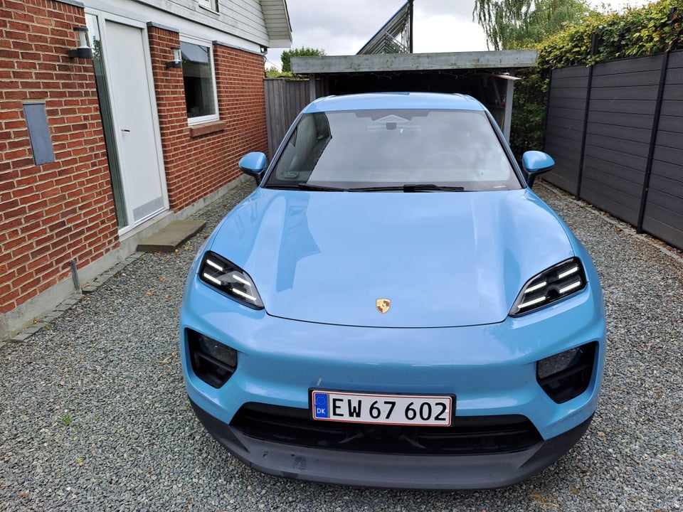 Porsche Macan 4 5d