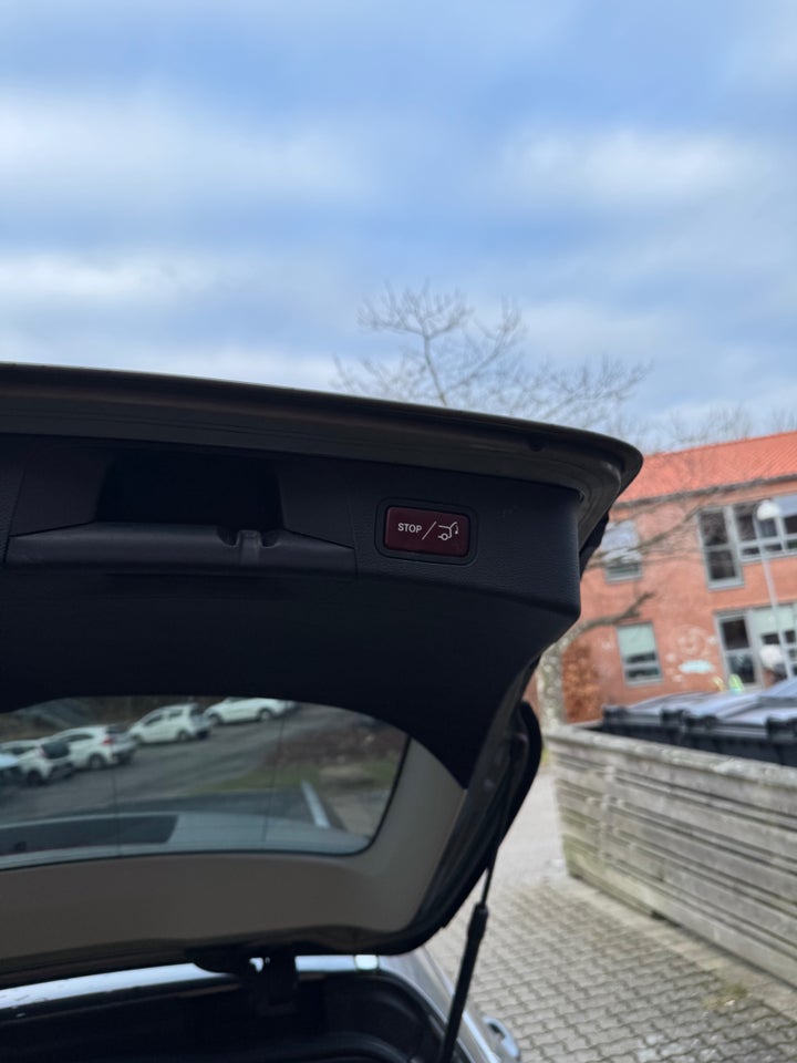 Mercedes C200 2,0 Exclusive stc. aut. 5d