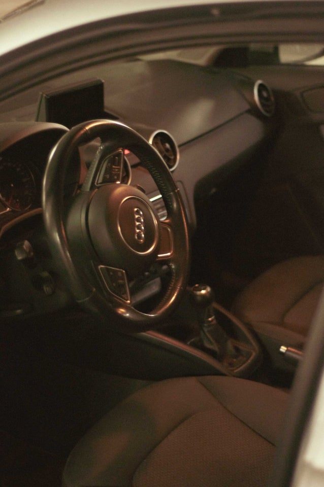 Audi A1 1,0 TFSi 95 Sportback 5d