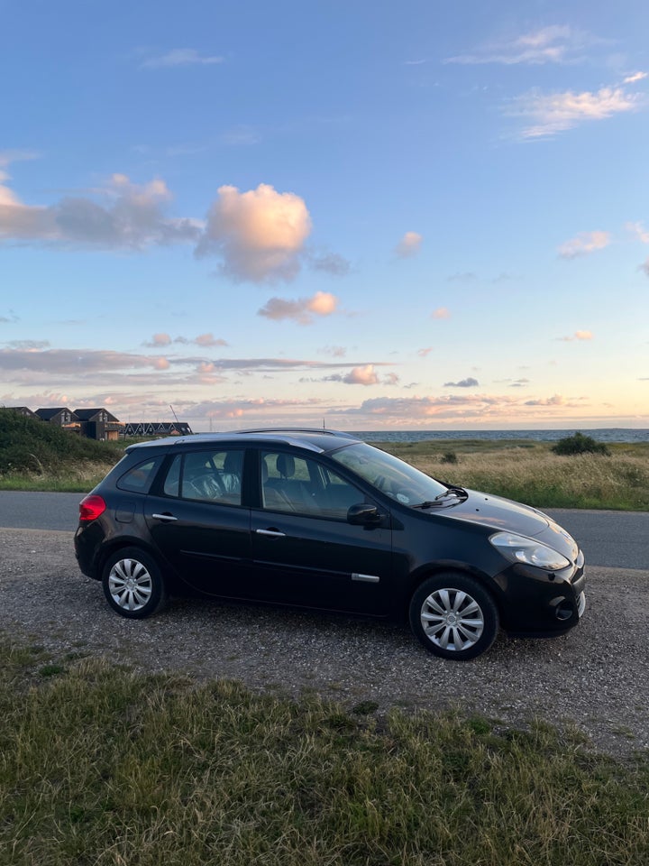 Renault Clio III 1,2 16V Sport Tourer 5d