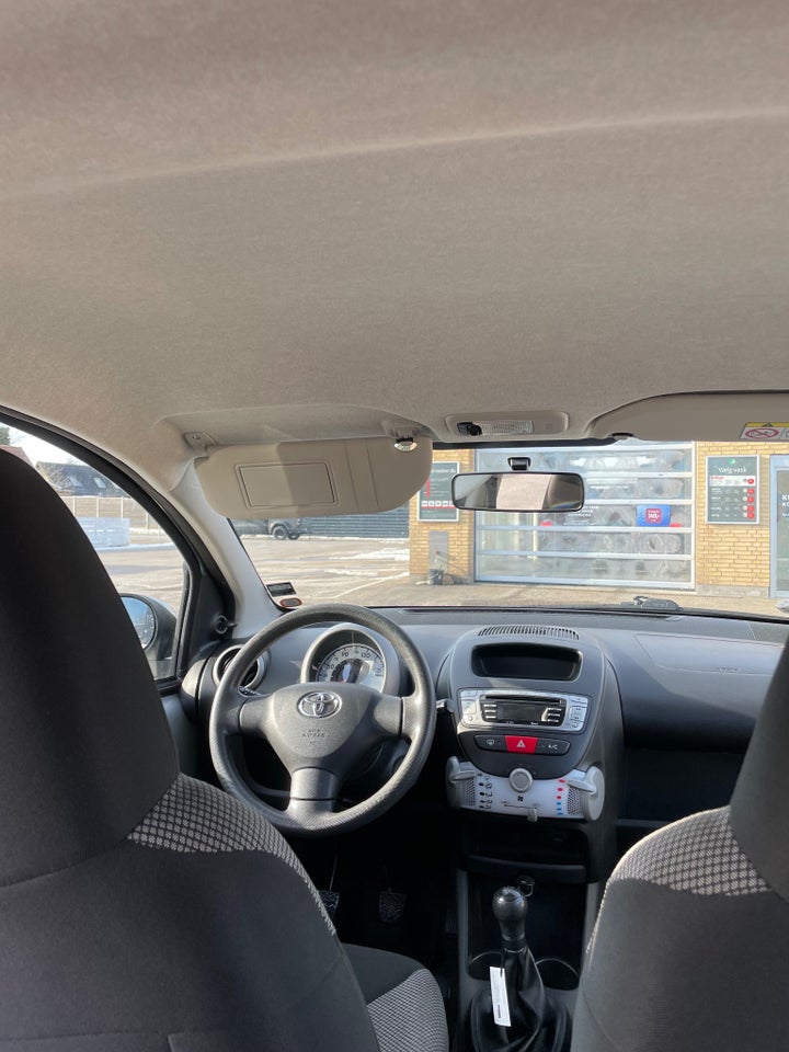 Toyota Aygo 1,0 VVT-i T1 5d