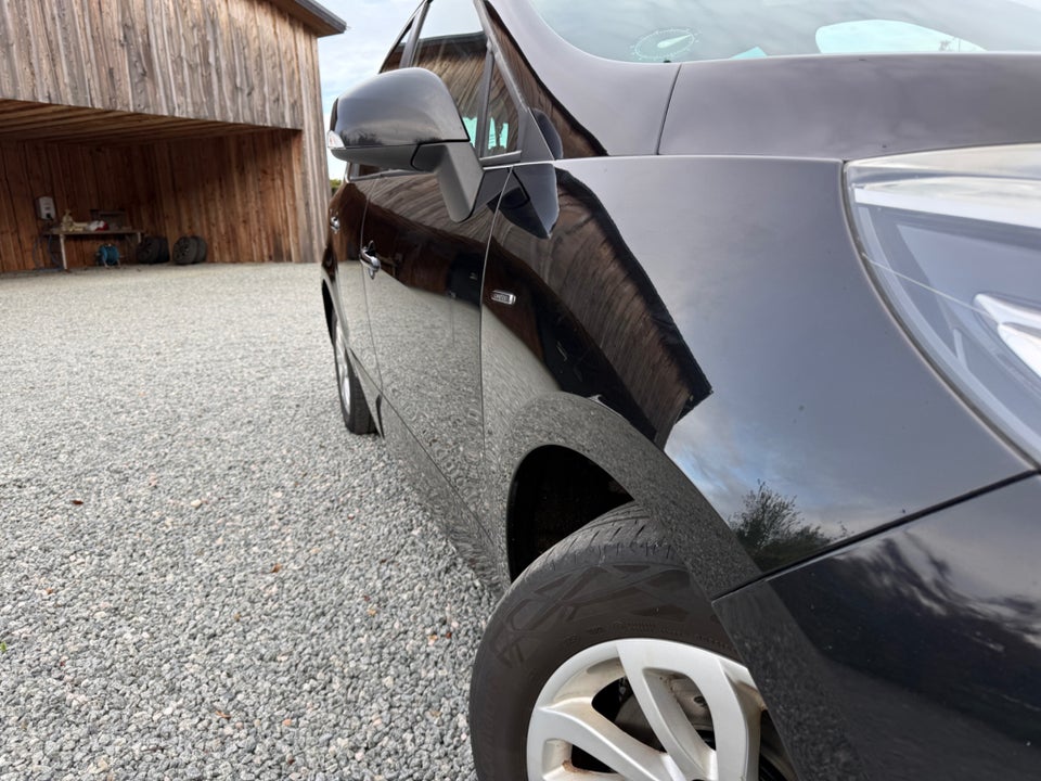 Renault Grand Scenic III 1,5 dCi 110 Dynamique 7prs 5d
