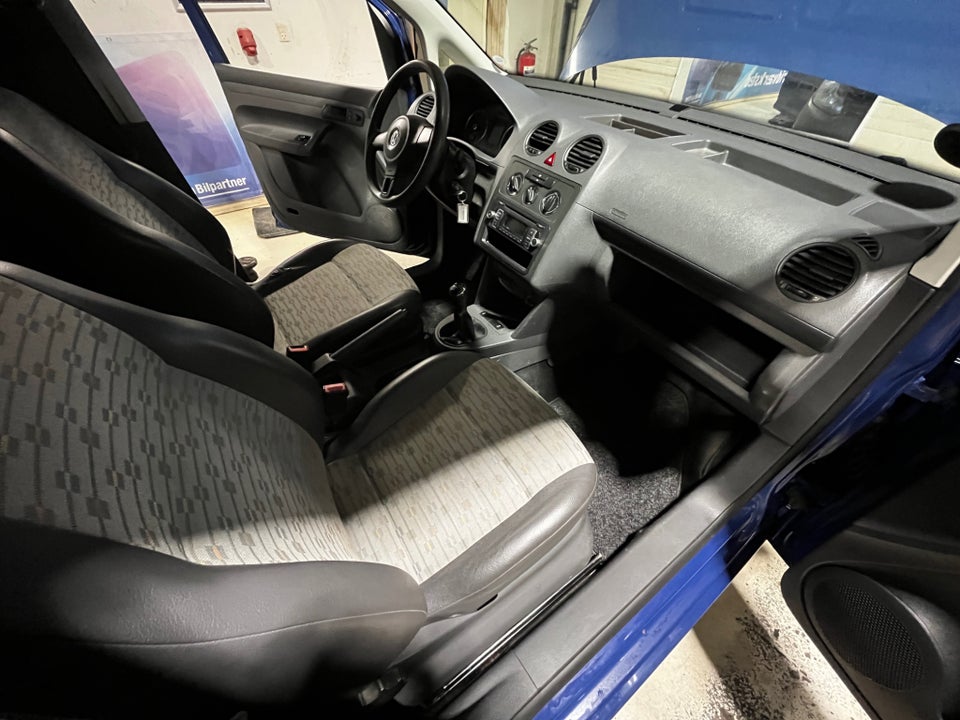 VW Caddy Maxi 1,6 TDi 102 BMT Van 4d