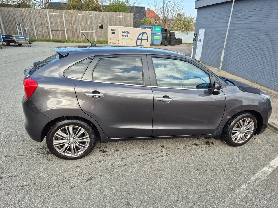 Suzuki Baleno 1,2 Dualjet mHybrid Exclusive Gold 5d