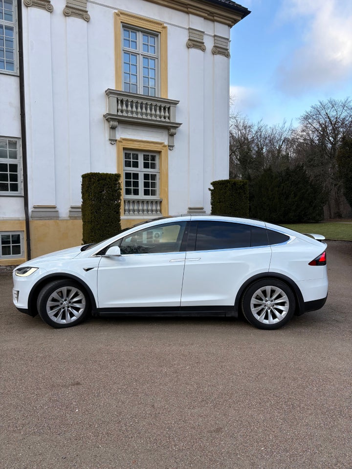 Tesla Model X 90D 7prs 5d