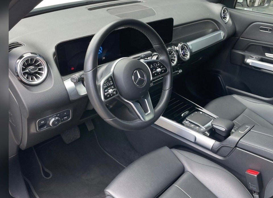 Mercedes EQB250 Progressive 5d