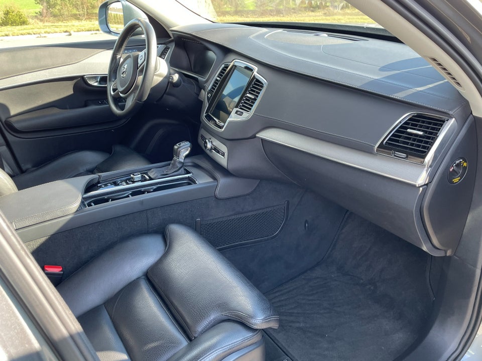 Volvo XC90 2,0 D5 235 Inscription aut. AWD 7prs 5d