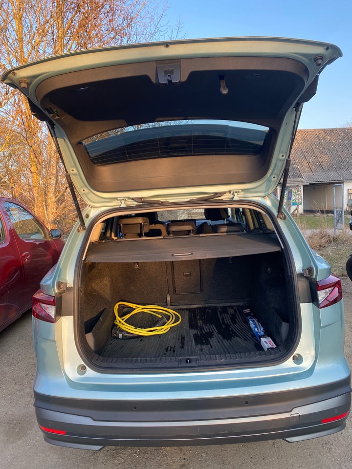 Skoda Enyaq 60 iV Plus Lodge 5d