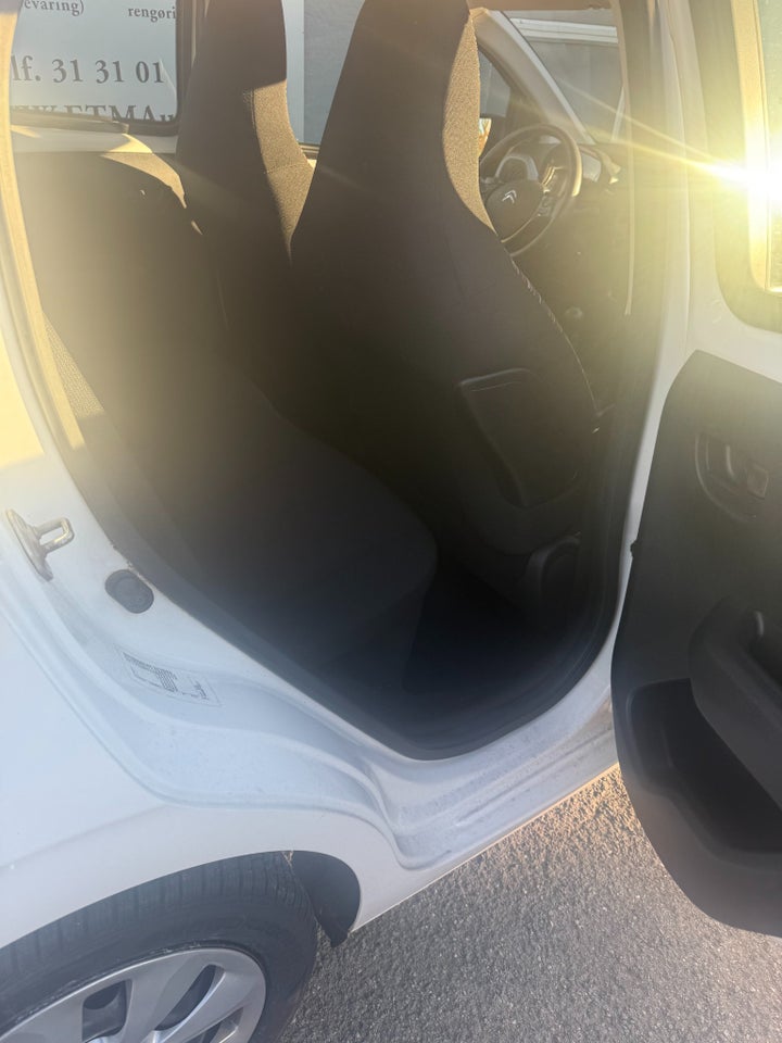 Citroën C1 1,2 PureTech Feel 5d