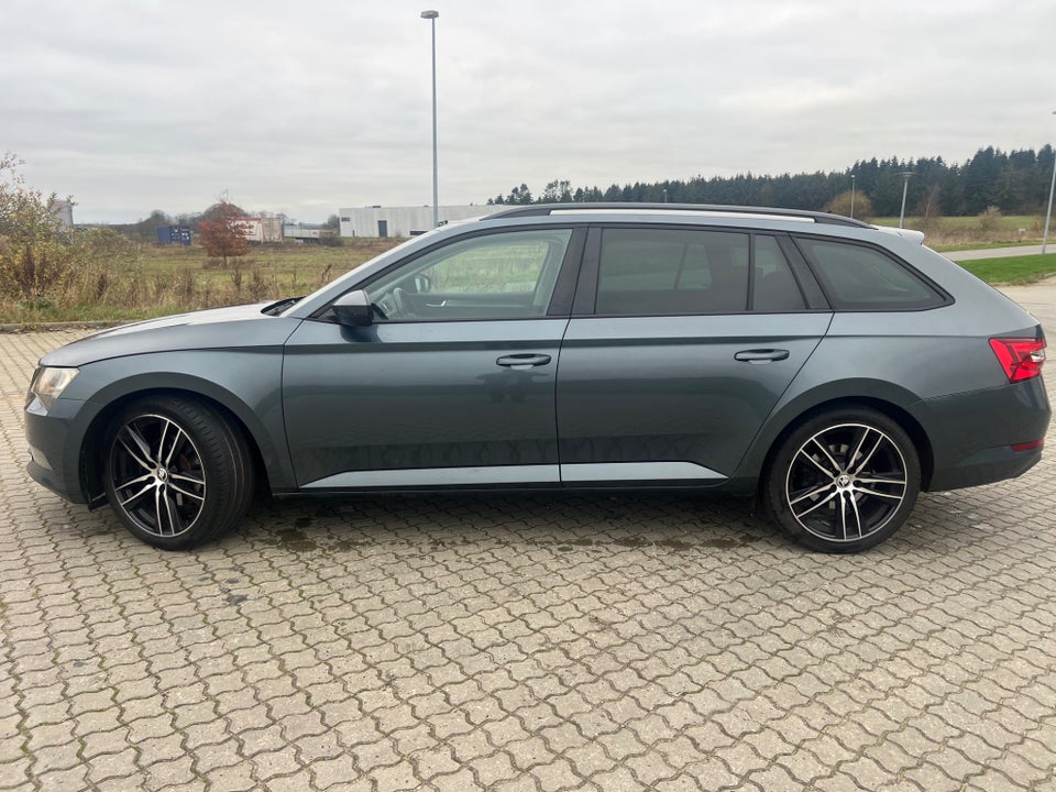 Skoda Superb 1,4 TSi 150 Active DSG 5d