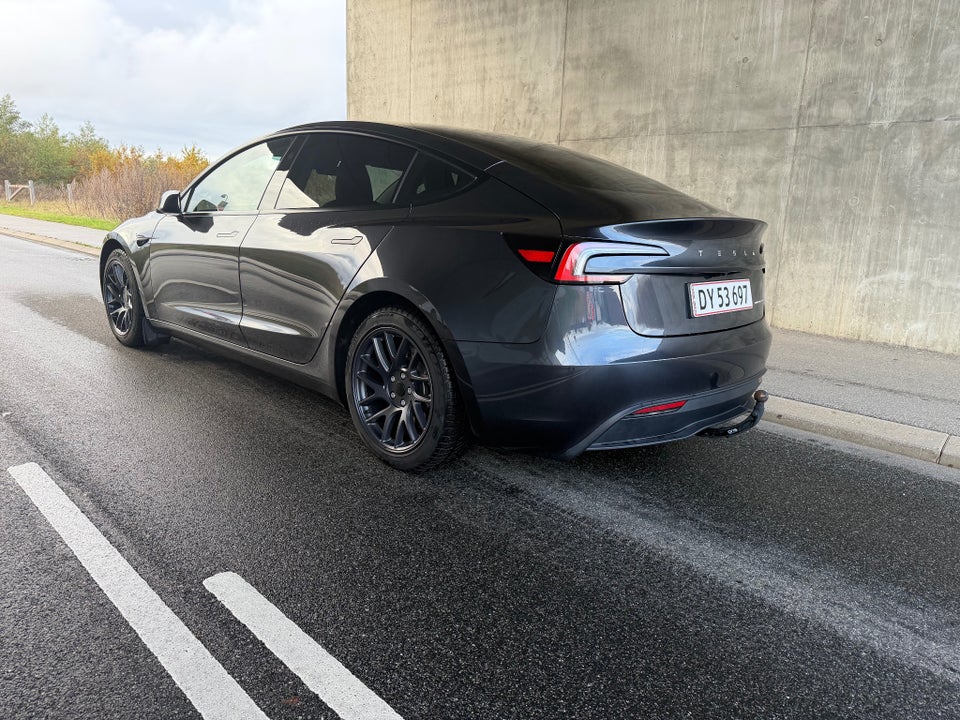 Tesla Model 3 Long Range AWD 4d