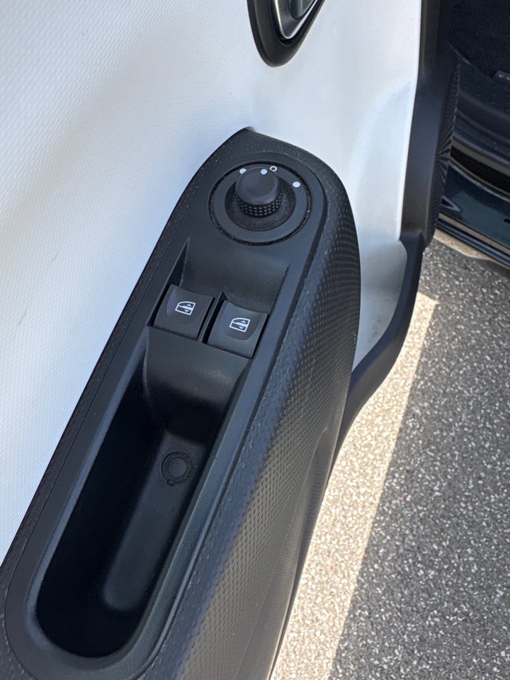 Renault Twingo 1,0 SCe 70 Expression 5d