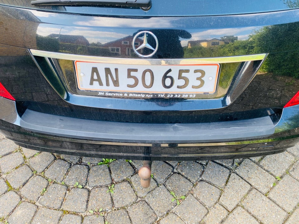 Mercedes C180 2,2 CDi stc. BE 5d